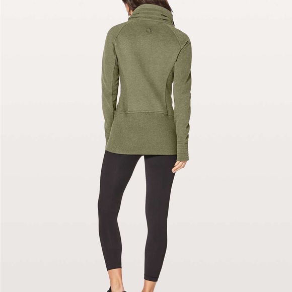 Lululemon Radiant Jacket II in Heathered Fatigue size 8 - Picture 3 of 9